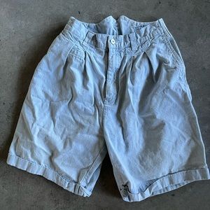 Vintage lee light wash high waisted shorts